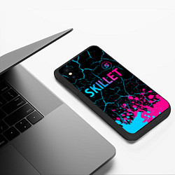 Чехол iPhone XS Max матовый Skillet - neon gradient: символ сверху, цвет: 3D-черный — фото 2