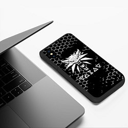 Чехол iPhone XS Max матовый Ведьмак лого текстура соты, цвет: 3D-черный — фото 2
