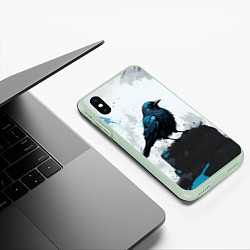 Чехол iPhone XS Max матовый Ворон с чёрно-голубым оперением, цвет: 3D-салатовый — фото 2