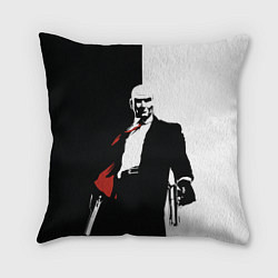 Подушка квадратная Hitman BW