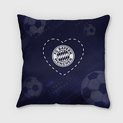 Подушка квадратная Лого Bayern в сердечке на фоне мячей
