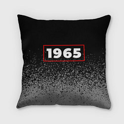 Подушка квадратная 1965 - в красной рамке на темном