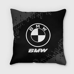Подушка квадратная BMW speed на темном фоне со следами шин