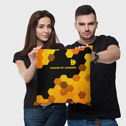 Подушка квадратная League of Legends - gold gradient: символ сверху, цвет: 3D-принт — фото 2