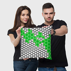 Подушка квадратная Зелёная энерго-броня из шестиугольников, цвет: 3D-принт — фото 2