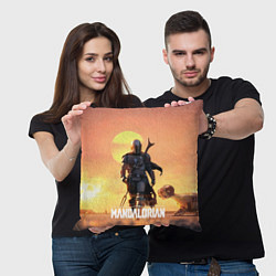 Подушка квадратная Идущий мандалорец, цвет: 3D-принт — фото 2