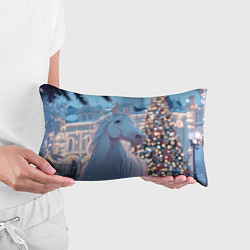 Подушка-антистресс Белая лошадка у новогодней елки, цвет: 3D-принт — фото 2