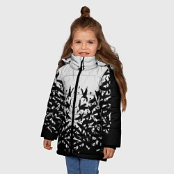 Куртка зимняя для девочки Птичий вихрь, цвет: 3D-черный — фото 2