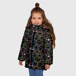 Куртка зимняя для девочки SLAVA MARLOW - Неоновые смайлы, цвет: 3D-светло-серый — фото 2