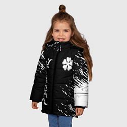 Куртка зимняя для девочки Черный клевер, цвет: 3D-черный — фото 2