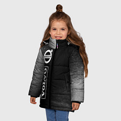 Куртка зимняя для девочки VOLVO Графика Вертикально, цвет: 3D-черный — фото 2
