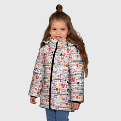 Куртка зимняя для девочки INSCRIPTIONS IN ENGLISH, цвет: 3D-черный — фото 2
