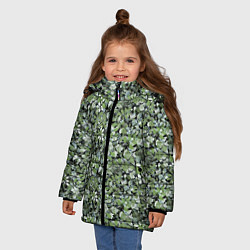 Куртка зимняя для девочки Летний лесной камуфляж в зеленых тонах, цвет: 3D-светло-серый — фото 2