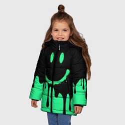 Куртка зимняя для девочки Смайлик с подтеками, цвет: 3D-светло-серый — фото 2