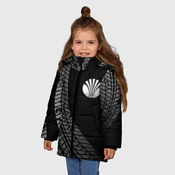 Куртка зимняя для девочки Daewoo tire tracks, цвет: 3D-черный — фото 2
