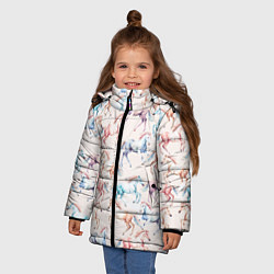 Куртка зимняя для девочки Лошади акварельные - паттерн, цвет: 3D-черный — фото 2