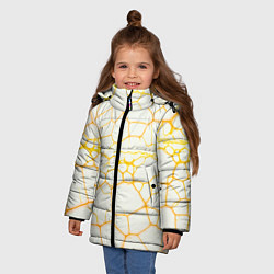Куртка зимняя для девочки Жёлтые разломы, цвет: 3D-черный — фото 2