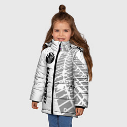 Куртка зимняя для девочки Daewoo speed на светлом фоне со следами шин: по-ве, цвет: 3D-черный — фото 2