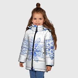 Куртка зимняя для девочки Снежинки в ряд, цвет: 3D-светло-серый — фото 2