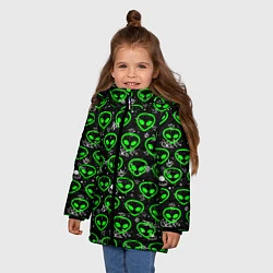 Куртка зимняя для девочки Super alien, цвет: 3D-черный — фото 2