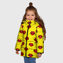 Куртка зимняя для девочки Яркий паттерн с губами, цвет: 3D-красный — фото 2
