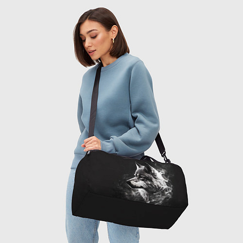 Спортивная сумка Волк в белом дыму / 3D-принт – фото 4