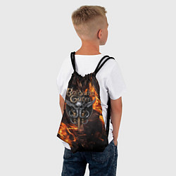 Рюкзак-мешок Baldurs Gate 3 fire logo, цвет: 3D-принт — фото 2