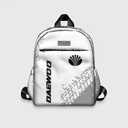 Детский рюкзак Daewoo Speed на светлом фоне со следами шин