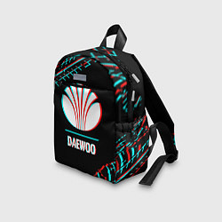 Детский рюкзак Значок Daewoo в стиле glitch на темном фоне, цвет: 3D-принт — фото 2