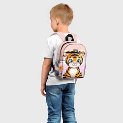 Детский рюкзак Милый тигренок с цветами на фоне, цвет: 3D-принт — фото 2