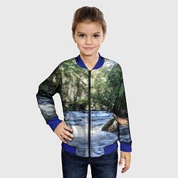 Бомбер детский Течёт река в лесу, цвет: 3D-синий — фото 2