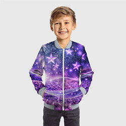 Бомбер детский Абстрактные звезды в фиолетовых искрах, цвет: 3D-серый — фото 2