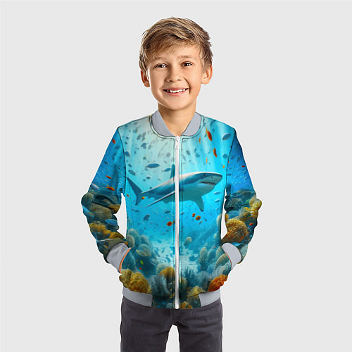 Детский бомбер Белая акула в коралловом рифе / 3D-Серый – фото 3