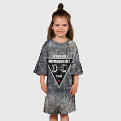 Платье клеш для девочки Гантели на гранжевом фоне, цвет: 3D-принт — фото 2
