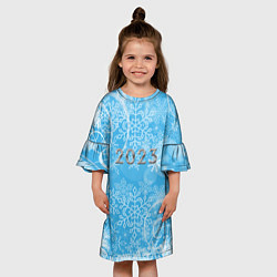 Платье клеш для девочки Морозный узор на стекле 2023, цвет: 3D-принт — фото 2