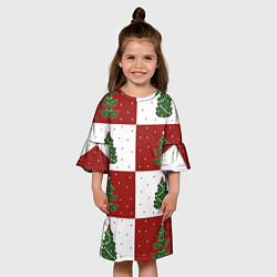 Платье клеш для девочки Красно-белые квадраты с новогодними елочками, цвет: 3D-принт — фото 2