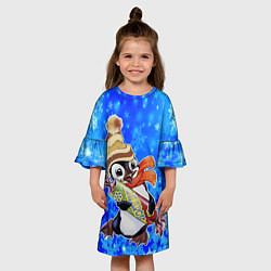 Платье клеш для девочки Новогодний пингвин со снежинками, цвет: 3D-принт — фото 2