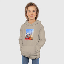 Толстовка детская хлопковая Юрий Гагарин на космодроме, цвет: миндальный — фото 2