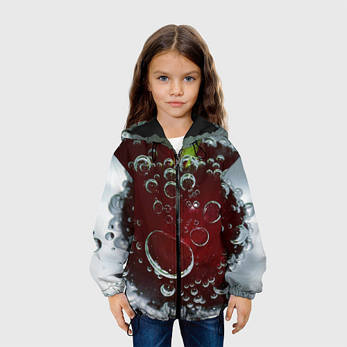 Детская куртка Сочная вишня под водой / 3D-Черный – фото 3