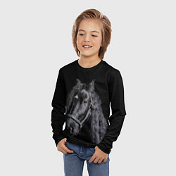 Лонгслив детский Лошадь на черном фоне, цвет: 3D-принт — фото 2