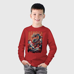 Лонгслив хлопковый детский С драконом на волне и цветами, цвет: красный — фото 2