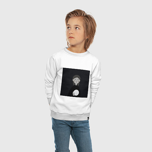 Детский свитшот Девочка с луной в руке на фоне звёздного неба / Белый – фото 4