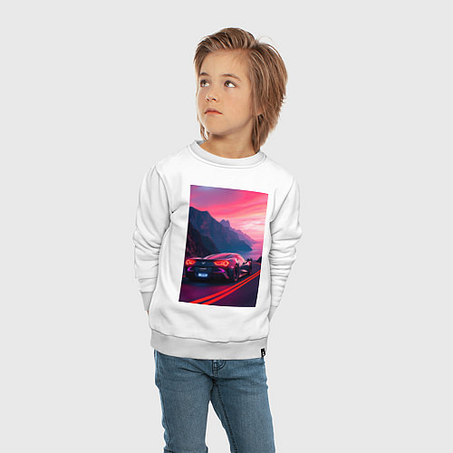 Детский свитшот Суперкар едет около океана / Белый – фото 4
