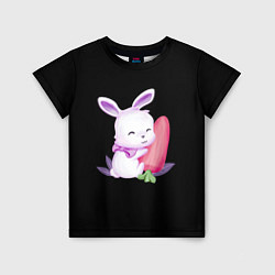 Детская футболка Крольчонок с большой морковкой на чёрном фоне