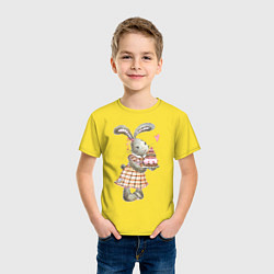 Футболка хлопковая детская Крольчиха с тортом, цвет: желтый — фото 2