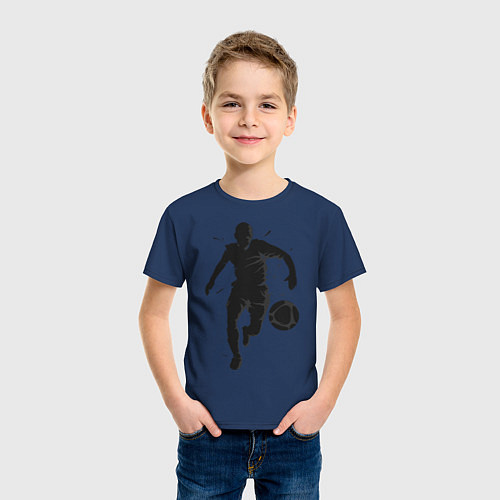 Детская футболка Футболист / Тёмно-синий – фото 3