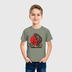 Футболка хлопковая детская Медведь на велосиеде, цвет: авокадо — фото 2