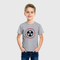 Футболка хлопковая детская Символ радиации Fallout и красная краска вокруг, цвет: меланж — фото 2