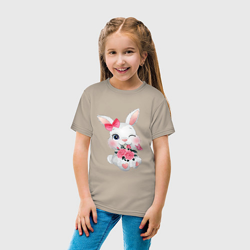 Детская футболка Зайка с цветочками / Миндальный – фото 4