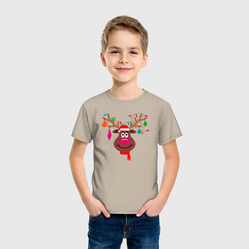 Детская футболка Новогодний олень с гирляндой на рогах / Миндальный – фото 3
